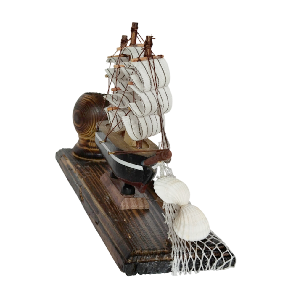 ship themed single pen stand